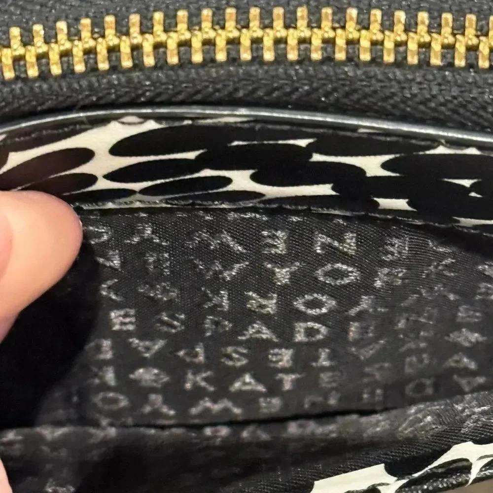 KATE SPADE LONG WALLET BLACK AND WHITE